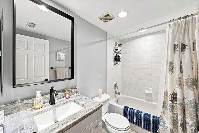 1200 COUNTRY CLUB DRIVE 3105, Largo, FL 33771