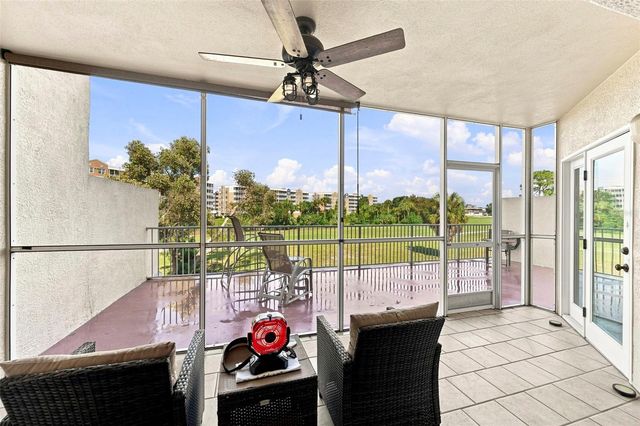 1200 COUNTRY CLUB DRIVE 3105, Largo, FL 33771