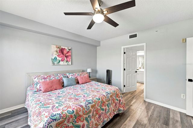 1200 COUNTRY CLUB DRIVE 3105, Largo, FL 33771