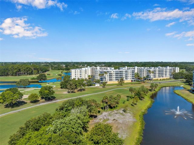 1200 COUNTRY CLUB DRIVE 3105, Largo, FL 33771