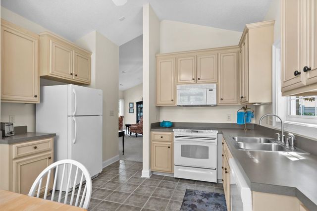 1521 Saint Thomas Circle, Myrtle Beach, SC 29577