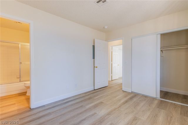 2140 Chertsey Drive B, Las Vegas, NV 89108
