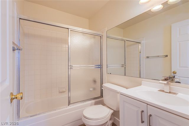 2140 Chertsey Drive B, Las Vegas, NV 89108