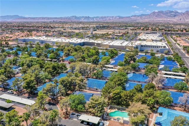 2140 Chertsey Drive B, Las Vegas, NV 89108