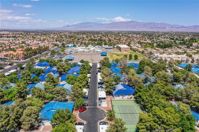 2140 Chertsey Drive B, Las Vegas, NV 89108
