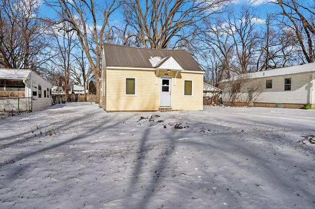 235 Feldt Avenue, Evansdale, IA 50707