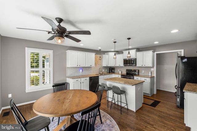 4810 QUEENSBURY CIR, Fredericksburg, VA 22408