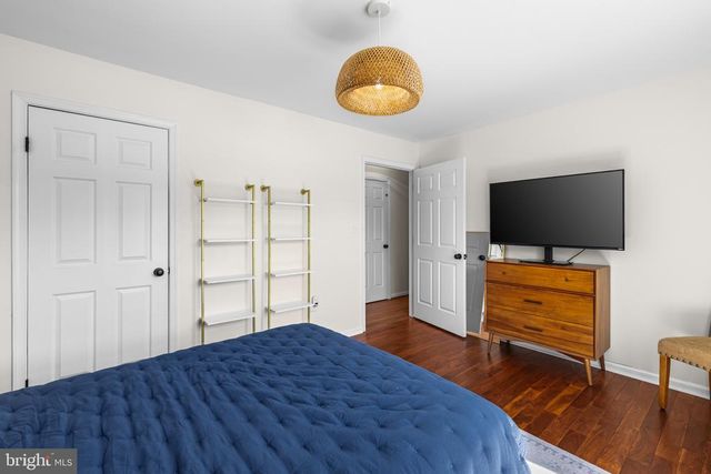 4810 QUEENSBURY CIR, Fredericksburg, VA 22408