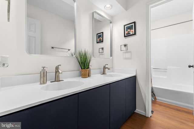 4810 QUEENSBURY CIR, Fredericksburg, VA 22408