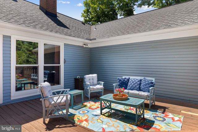 4810 QUEENSBURY CIR, Fredericksburg, VA 22408