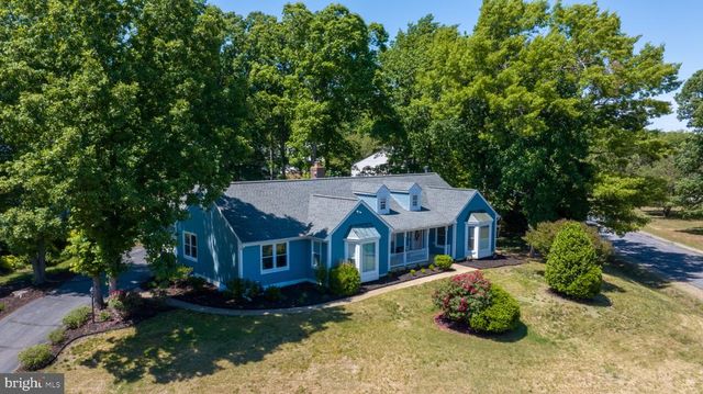 4810 QUEENSBURY CIR, Fredericksburg, VA 22408