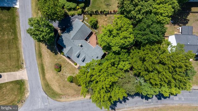 4810 QUEENSBURY CIR, Fredericksburg, VA 22408