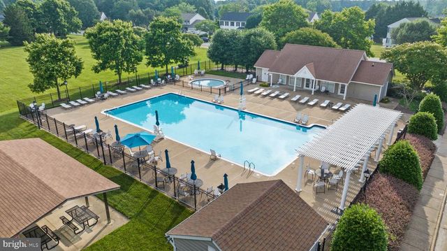 4810 QUEENSBURY CIR, Fredericksburg, VA 22408