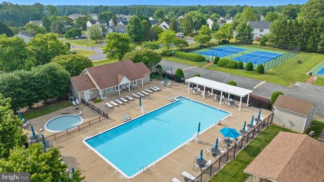 4810 QUEENSBURY CIR, Fredericksburg, VA 22408