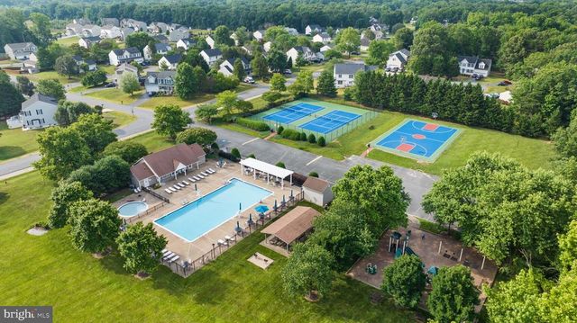 4810 QUEENSBURY CIR, Fredericksburg, VA 22408