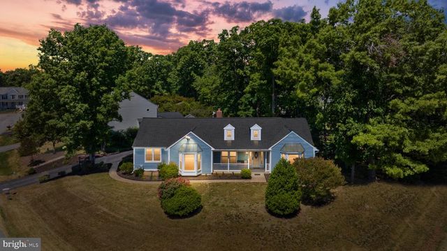 4810 QUEENSBURY CIR, Fredericksburg, VA 22408