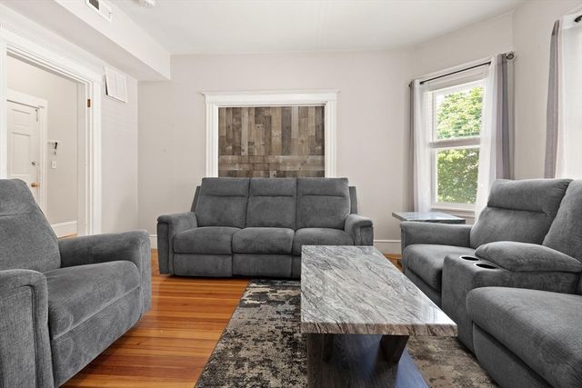 342 Park Street 2, Boston, MA 02124