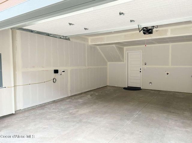 2712 N Atlas RD, Coeur D'alene, ID 83814