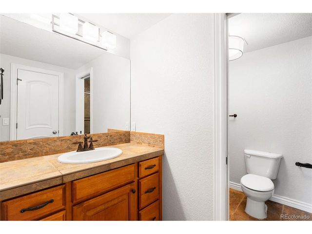 2455 Marshall Ct, Erie, CO 80516