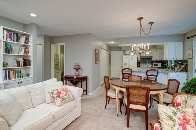 7177 Cherrywood Court, Traverse City, MI 49686