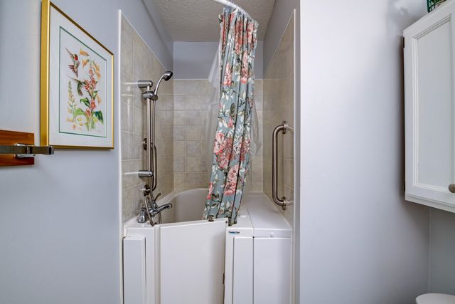 7177 Cherrywood Court, Traverse City, MI 49686