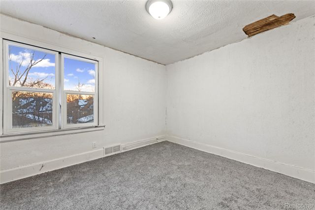 5569 Drexel Street, Detroit, MI 48213