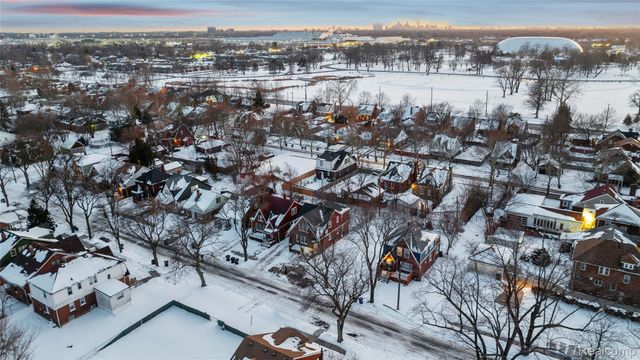 5569 Drexel Street, Detroit, MI 48213