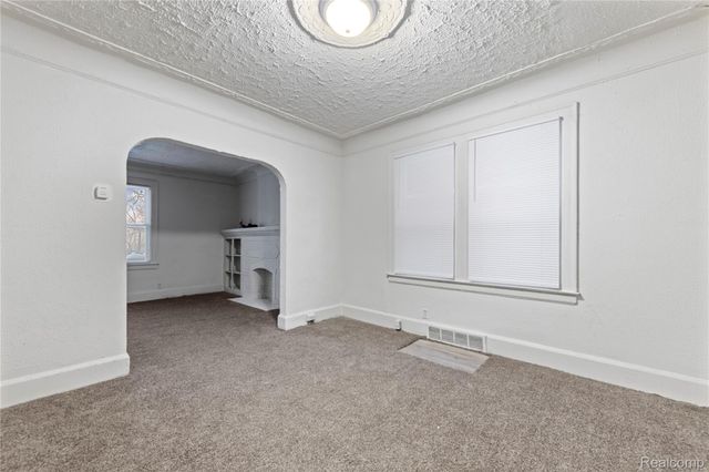 5569 Drexel Street, Detroit, MI 48213