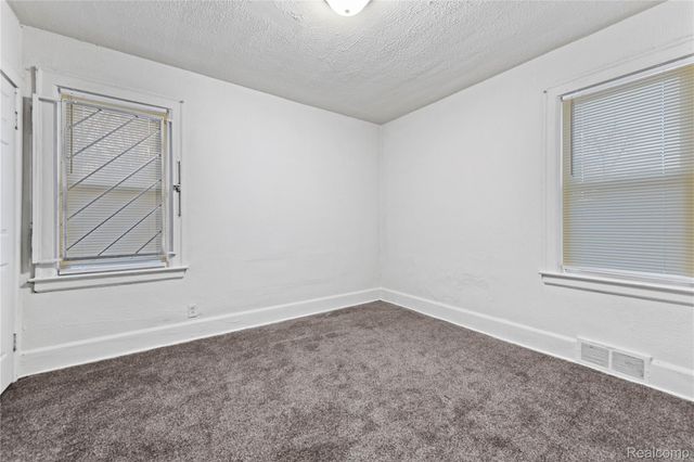 5569 Drexel Street, Detroit, MI 48213