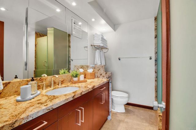 1760 Avenida del mundo 406, Coronado, CA 92118
