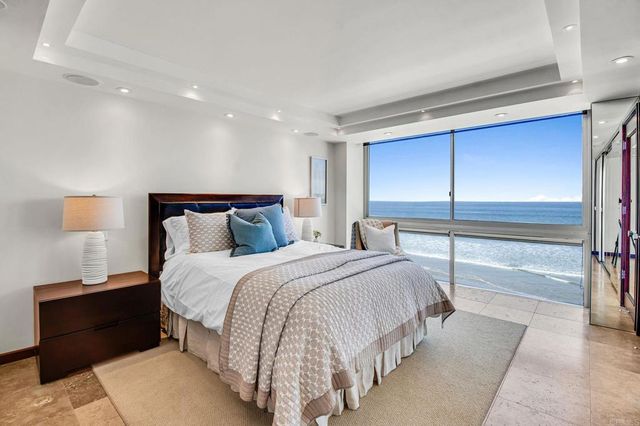 1760 Avenida del mundo 406, Coronado, CA 92118