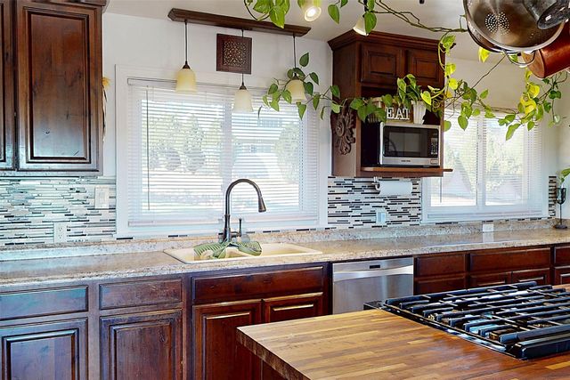 2108 35th Street, Los Alamos, NM 87544