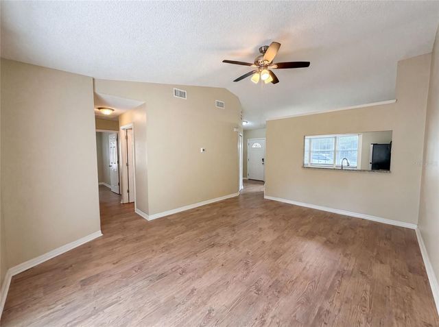 2715 LORRAINE DRIVE, Leesburg, FL 34748