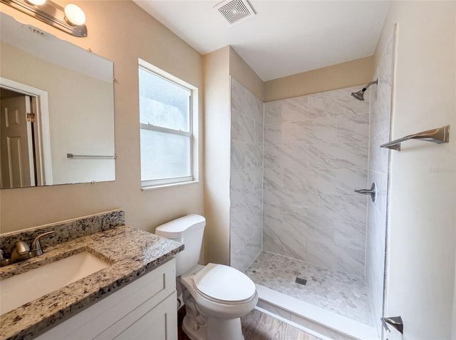 2715 LORRAINE DRIVE, Leesburg, FL 34748