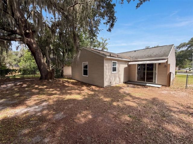 2715 LORRAINE DRIVE, Leesburg, FL 34748