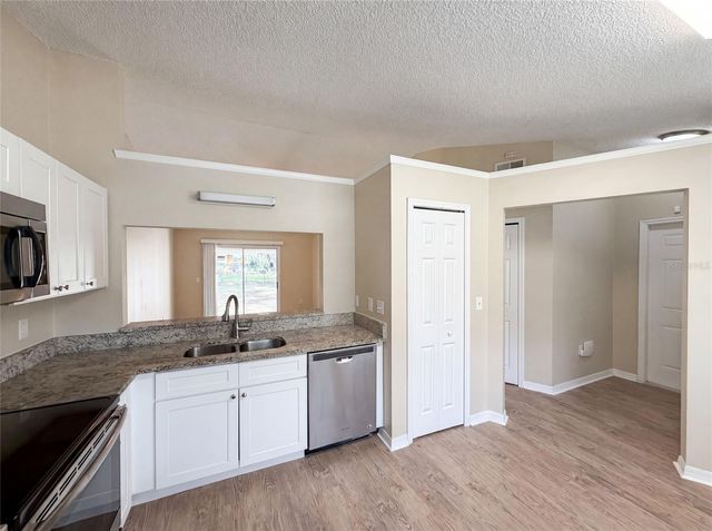 2715 LORRAINE DRIVE, Leesburg, FL 34748