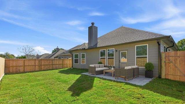 5227 Sunshine Point, Willis, TX 77318