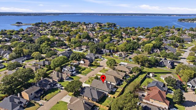 5227 Sunshine Point, Willis, TX 77318