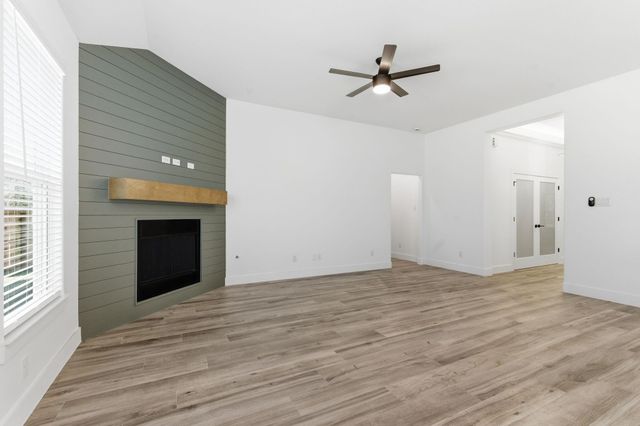 5227 Sunshine Point, Willis, TX 77318