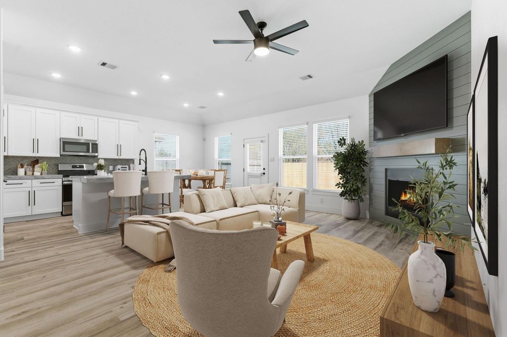 5227 Sunshine Point, Willis, TX 77318