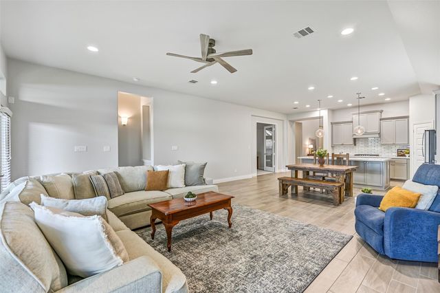 13509 Mason Canyon Lane, Pearland, TX 77584