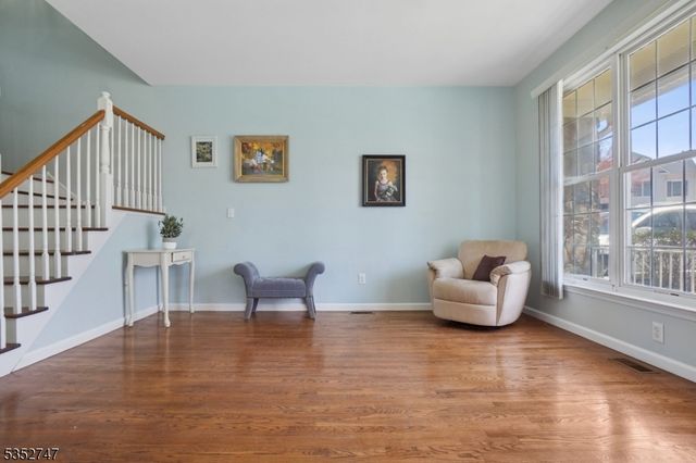 62 Rolling Views Dr, Woodland Park, NJ 07424