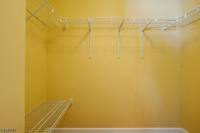 62 Rolling Views Dr, Woodland Park, NJ 07424