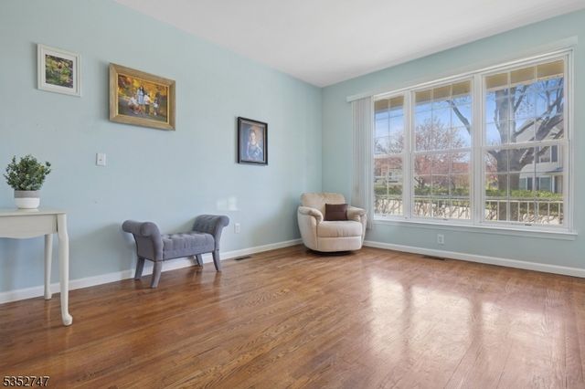 62 Rolling Views Dr, Woodland Park, NJ 07424