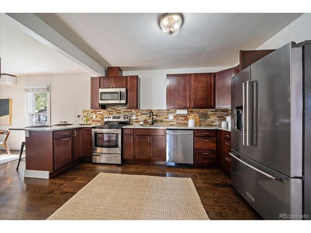 8108 Grandview Ave, Arvada, CO 80002
