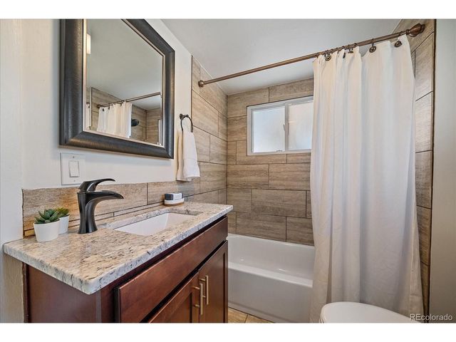 8108 Grandview Ave, Arvada, CO 80002