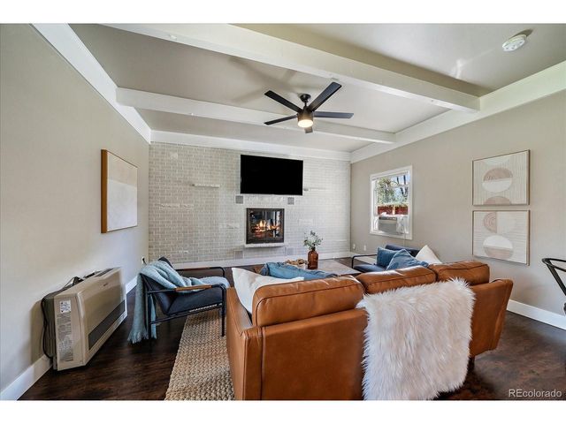 8108 Grandview Ave, Arvada, CO 80002