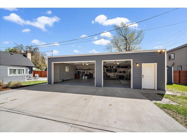 8108 Grandview Ave, Arvada, CO 80002