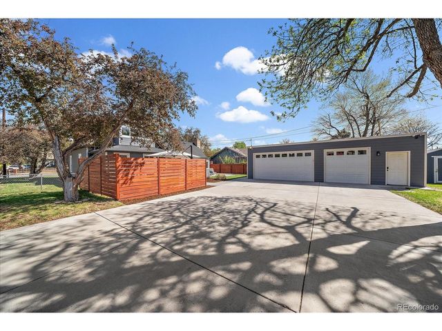 8108 Grandview Ave, Arvada, CO 80002