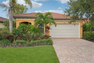 1290 Manado DR, Naples, FL 34113